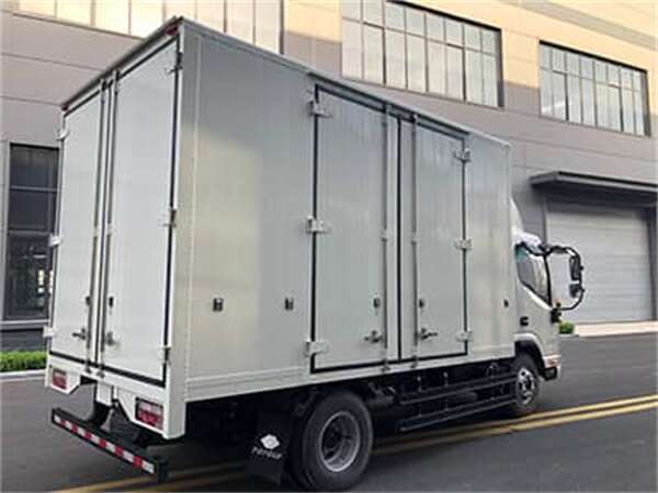 CFRT纖維熱複合闆(pǎn)替代汽車傳統(tong)鋼構減重